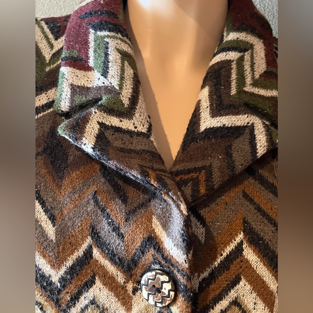 Missoni 3/4 length jacket. zigzag pattern, 90% Laine wool, 10% nylon. Medium. - Picture 2 of 8